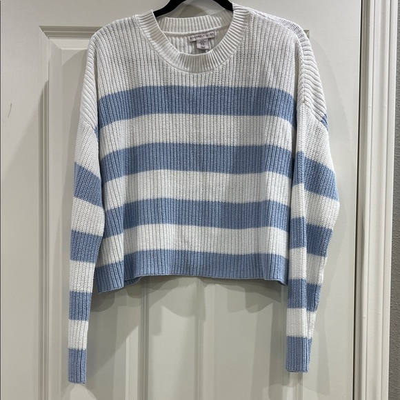 Sincerly Jules Sweaters - Sincerely Jules oversized knit cropped sweater size XL